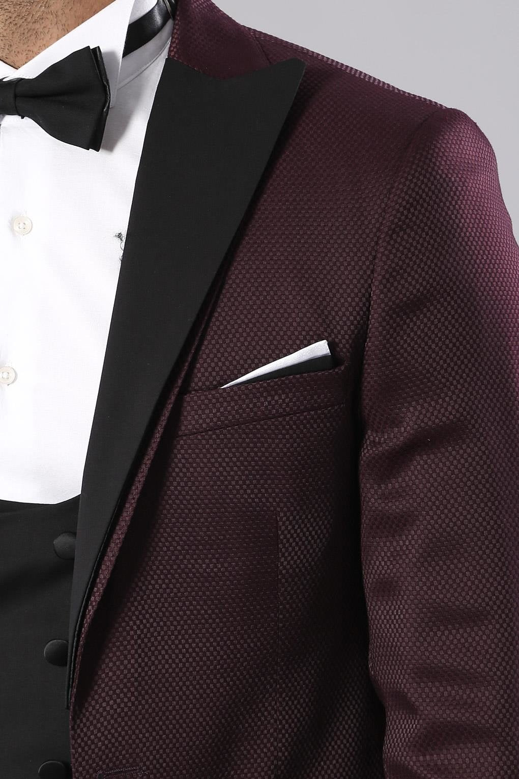 4319 Burgundy Patterned Tuxedo