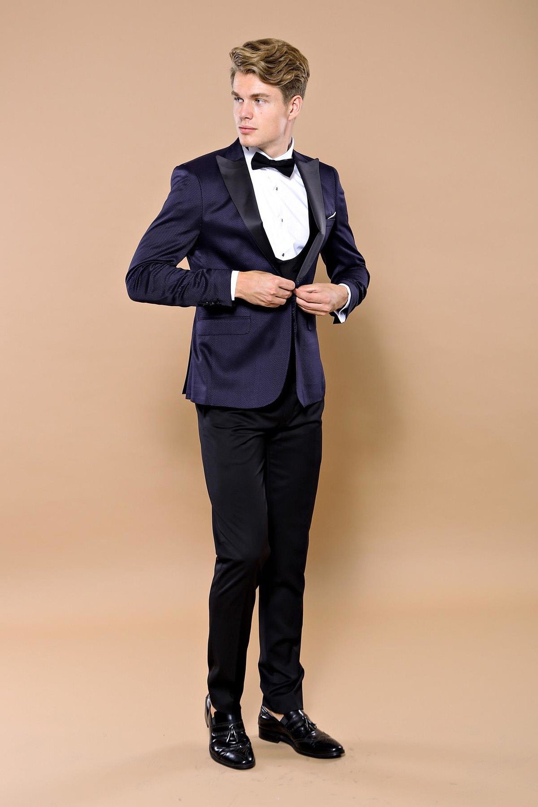 4423 Navy Blue Self-Patterned Waistcoat Suit