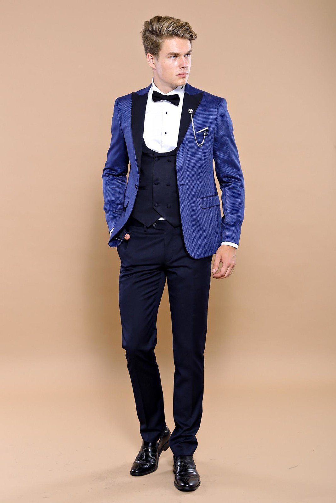 4513 Indigo Self-Patterned Tuxedo