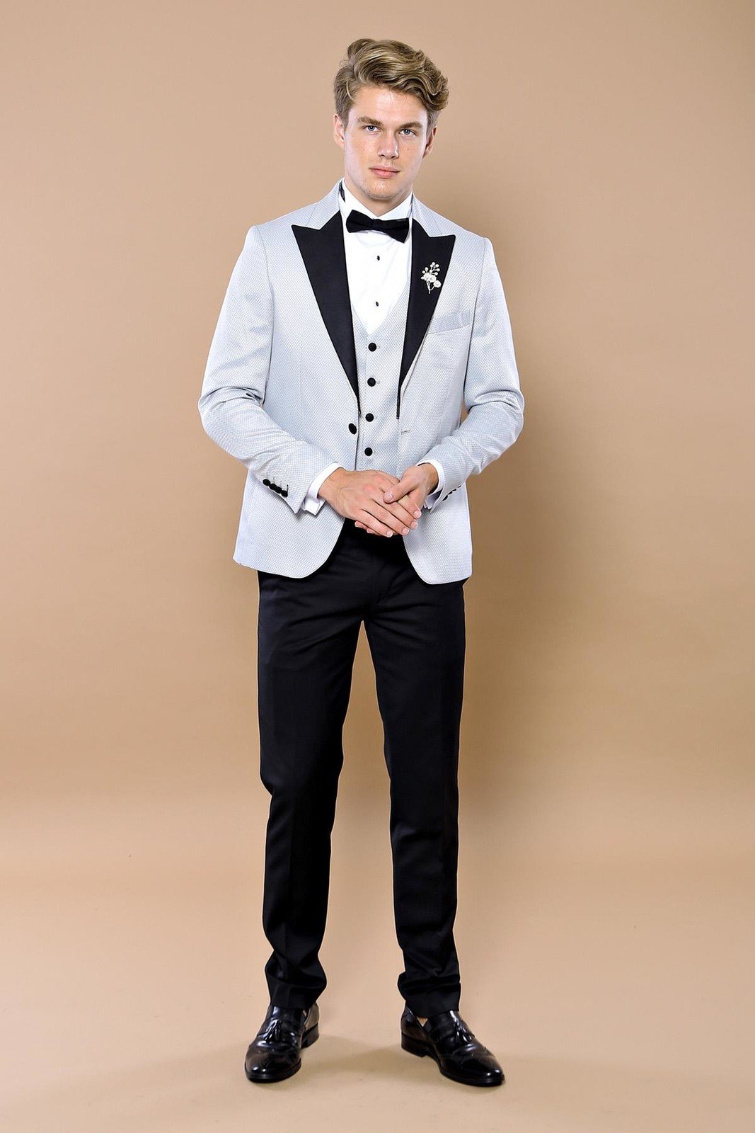 4426 Grey Self-Patterned Tuxedo