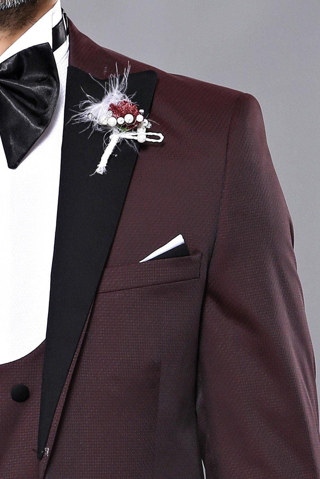 4348 Burgundy Plain Tuxedo