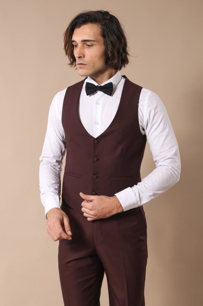 4465 Burgundy Plain Tuxedo